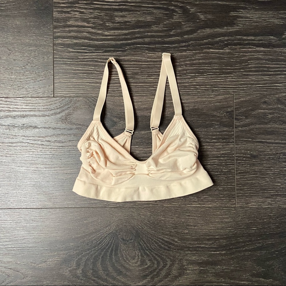 Skims Sculpting Bralette Size L/XL Sand